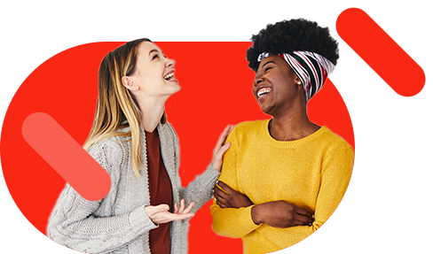 deux femmes souriantes